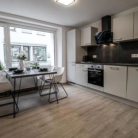 아파트 Fewomo Stilvolles Eg Appartment, Brauneberg, 4 Pers, Boots Slipanlage, Moselradweg, Seniorengerecht