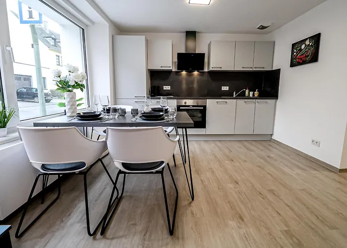 公寓 Fewomo Stilvolles Eg Appartment, Brauneberg, 4 Pers, Boots Slipanlage, Moselradweg, Seniorengerecht