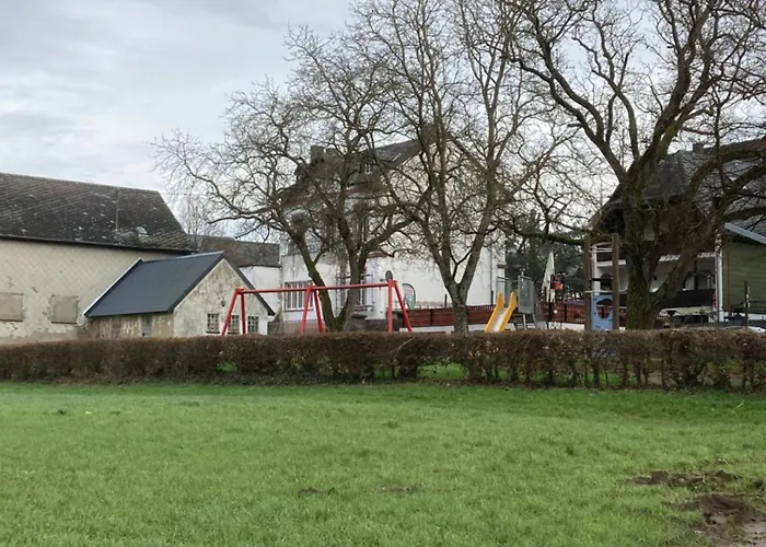 Fewomo Stilvolles Eg Appartment, Brauneberg, 4 Pers, Boots Slipanlage, Moselradweg, Seniorengerecht 브라운버그